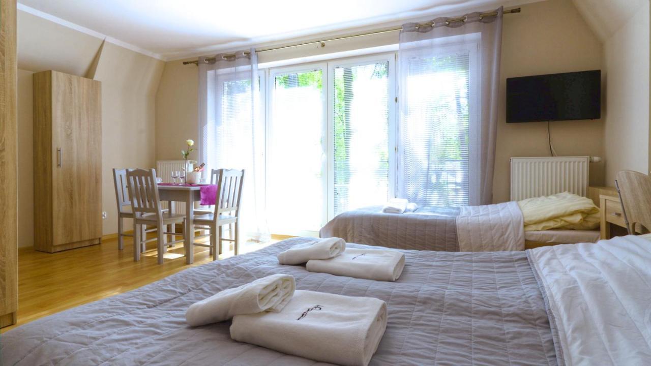 Lc Pokoje & Apartamenty Pobierowo Luaran gambar