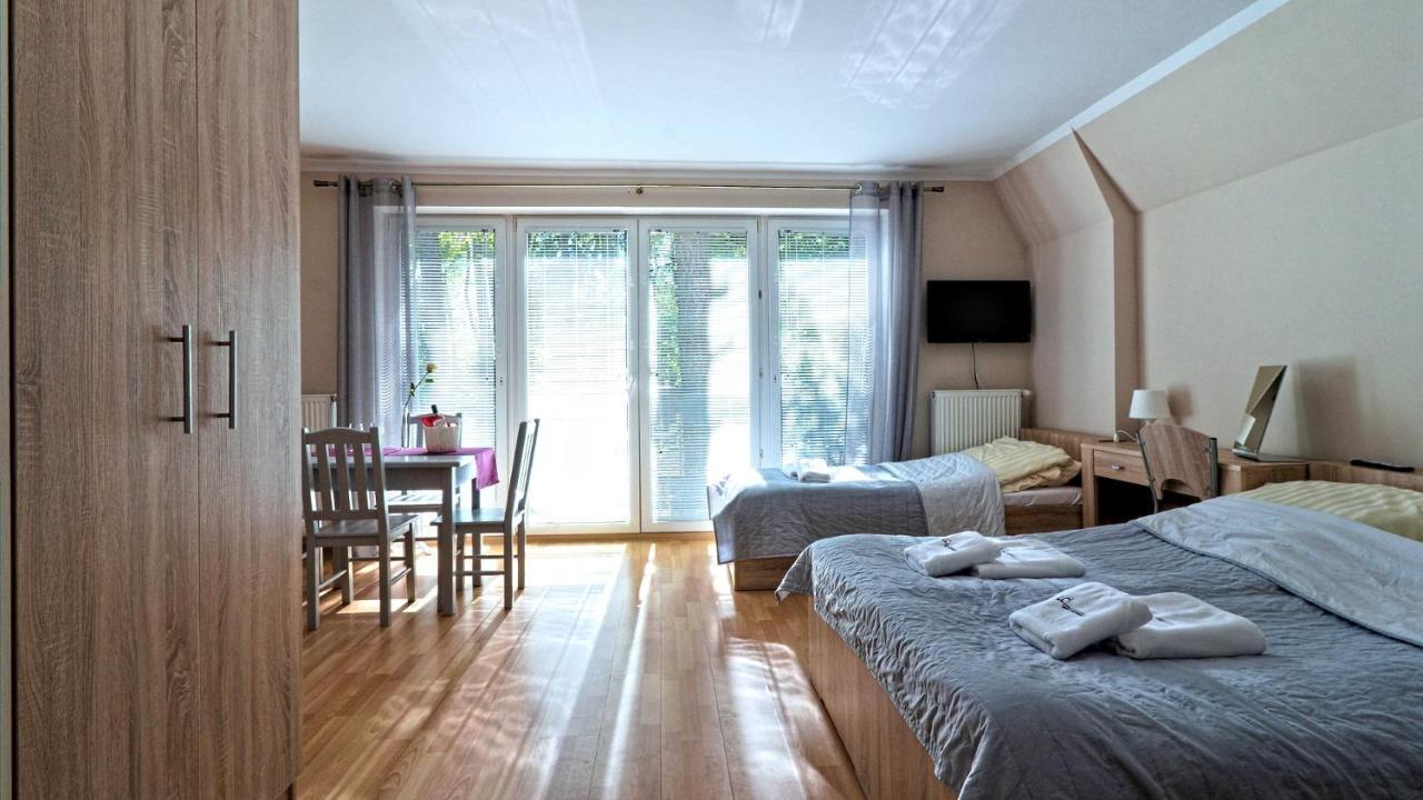 Lc Pokoje & Apartamenty Pobierowo Luaran gambar