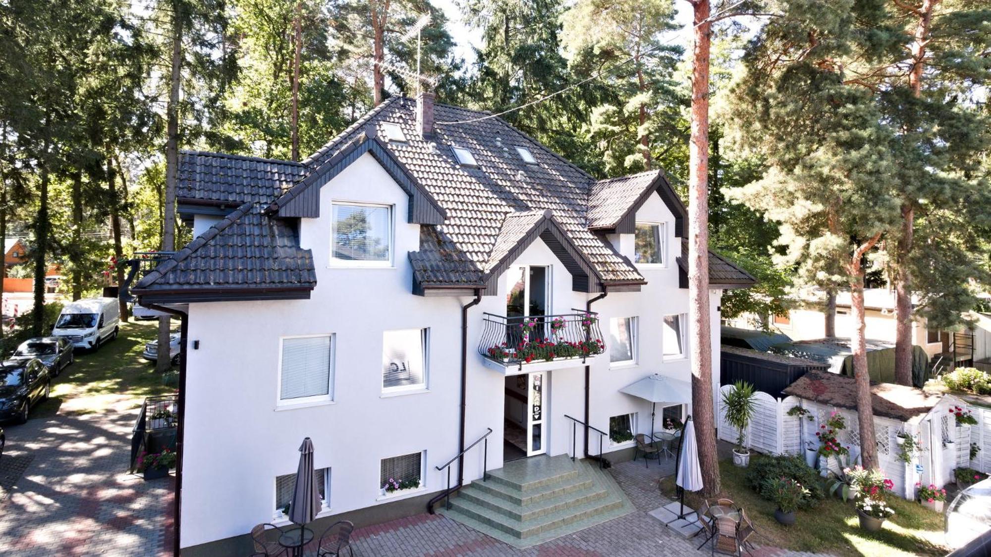 Lc Pokoje & Apartamenty Pobierowo Luaran gambar