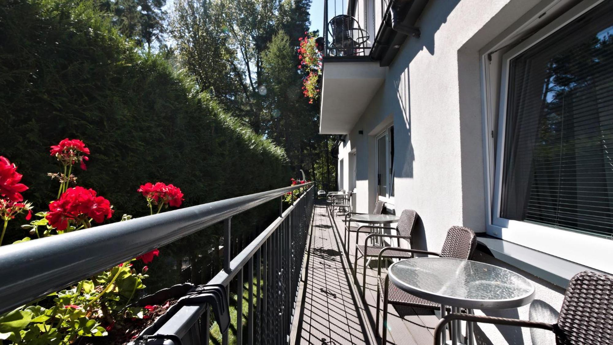 Lc Pokoje & Apartamenty Pobierowo Luaran gambar