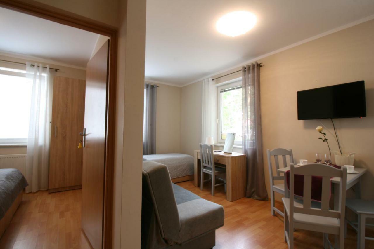 Lc Pokoje & Apartamenty Pobierowo Luaran gambar